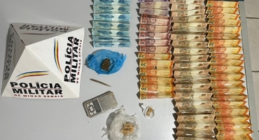 Cruzeiro da Fortaleza - Jovem é presa por tráfico de drogas Cruzeiro da Fortaleza - Jovem é presa por tráfico de drogas