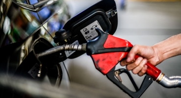 Petrobras reduz preço da gasolina e aumenta o do diesel