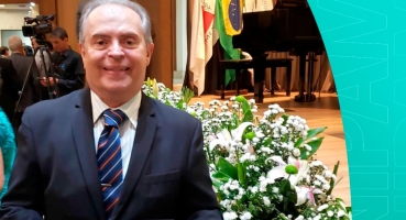 Professor do UNIPAM recebe homenagem “Médico Mineiro em Destaque”