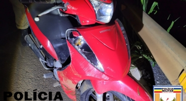 Motoqueiro de Carmo do Paranaíba sofre acidente ao atropelar animal silvestre na BR-354 Motoqueiro de Carmo do Paranaíba sofre acidente ao atropelar animal silvestre na BR-354