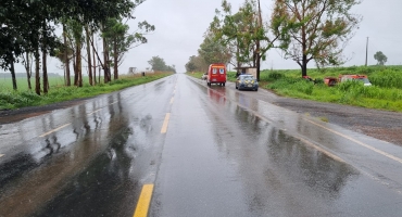Acidente entre Fox e Hilux na BR-365 em Patos de Minas tira a vida de um homem de 43 anos Acidente entre Fox e Hilux na BR-365 em Patos de Minas tira a vida de um homem de 43 anos