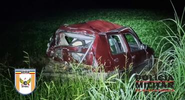 Serra do Salitre - Motorista de caminhão colide contra traseira de automóvel que trafegava em baixa velocidade pela MG-187 Serra do Salitre - Motorista de caminhão colide contra traseira de automóvel que trafegava em baixa velocidade pela MG-187