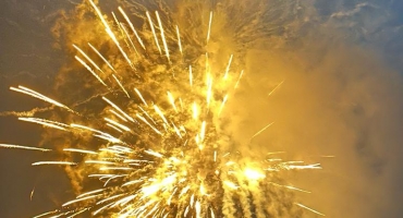 Lagoa Formosa comemora chegada de 2024 com shows na Praça e queima de fogos