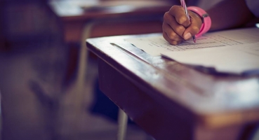 Alunos do 3º ano vão receber incentivo financeiro para fazer Enem Alunos do 3º ano vão receber incentivo financeiro para fazer Enem