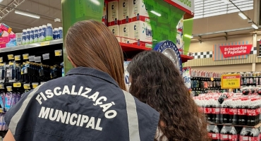 Procon Patos de Minas e Procon -MG retiram de circulação marca de sabão em pó por possível falsificação Procon Patos de Minas e Procon -MG retiram de circulação marca de sabão em pó por possível falsificação