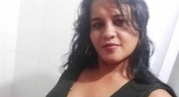 Feminicídio - Cantora é morta a facadas por ex-namorado em Araguari Feminicídio - Cantora é morta a facadas por ex-namorado em Araguari