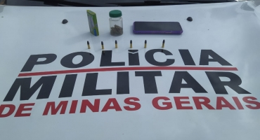Lagoa Formosa - Polícia Militar realiza prisão de indivíduo por ameaça, danos, posse ilegal de munições e de drogas Lagoa Formosa - Polícia Militar realiza prisão de indivíduo por ameaça, danos, posse ilegal de munições e de drogas