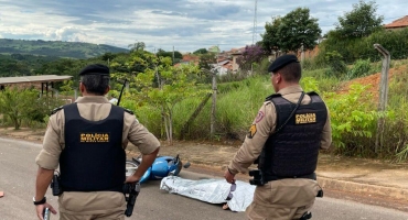 Mulher que teve o portão de casa atingido por 13 tiros acaba sendo morta dois dias depois Mulher que teve o portão de casa atingido por 13 tiros acaba sendo morta dois dias depois