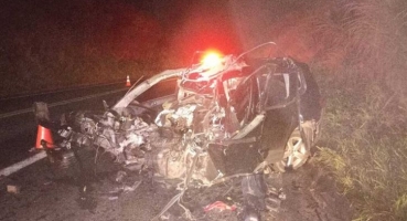 São Gonçalo do Abaeté - Motorista de 41 anos morre em colisão frontal na BR-040 São Gonçalo do Abaeté - Motorista de 41 anos morre em colisão frontal na BR-040