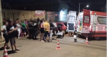 Motociclista inabilitado fica gravemente ferido em acidente em que motorista de automóvel teria avançado parada obrigatória Motociclista inabilitado fica gravemente ferido em acidente em que motorista de automóvel teria avançado parada obrigatória