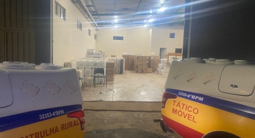 Polícia Militar desarticula e prende quadrilha envolvida em furtos de defensivos agrícolas na região do Alto Paranaíba e Triângulo Mineiro Polícia Militar desarticula e prende quadrilha envolvida em furtos de defensivos agrícolas na região do Alto Paranaíba e Triângulo Mineiro