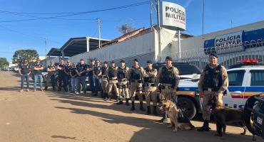 Varjão de Minas - Polícia Civil deflagra operação ao tráfico de drogas e prende quatro pessoas Varjão de Minas - Polícia Civil deflagra operação ao tráfico de drogas e prende quatro pessoas