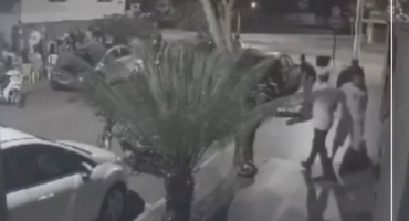 Indivíduos atiraram em rapaz no bairro Jardim Panorâmico em Patos de Minas; veja vídeo Indivíduos atiraram em rapaz no bairro Jardim Panorâmico em Patos de Minas; veja vídeo
