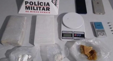 PM localiza balanças, munições e drogas em imóvel no bairro Nossa Senhora Aparecida em Patos de Minas PM localiza balanças, munições e drogas em imóvel no bairro Nossa Senhora Aparecida em Patos de Minas