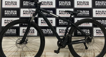 Polícia Militar de Lagoa Formosa recupera bicicleta furtada e encaminha suspeito para a delegacia Polícia Militar de Lagoa Formosa recupera bicicleta furtada e encaminha suspeito para a delegacia