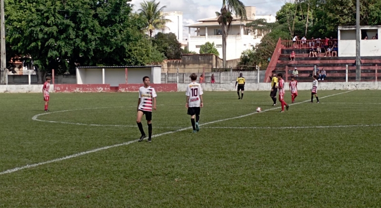 Times da Escolinha de Futebol da Prefeitura de Lagoa Formosa se classificam para as quartas de final do Campeonato Mirim da LPD