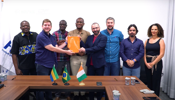 UNIPAM recebe comitiva da Costa do Marfim e do Gabão
