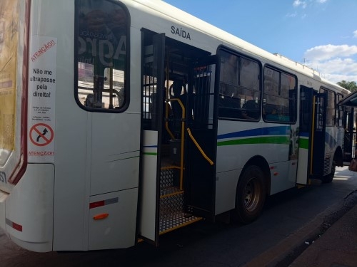 Passageiro ameaça motorista do transporte coletivo e vai parar na Delegacia, em Patos de Minas