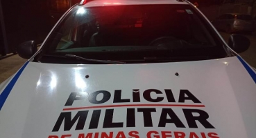 Patos de Minas - Bandidos invadem residência e roubam carro, dinheiro e outros objetos de casal de idosos Patos de Minas - Bandidos invadem residência e roubam carro, dinheiro e outros objetos de casal de idosos