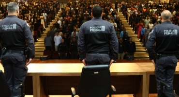 Governo de Minas finaliza posse de 3.405 novos policiais penais e um dos maiores concursos do sistema prisional Governo de Minas finaliza posse de 3.405 novos policiais penais e um dos maiores concursos do sistema prisional