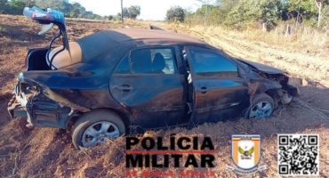 Motorista se envolve em acidente na MGC-354 e foge, ele foi localizado em Lagamar e levado para a delegacia Motorista se envolve em acidente na MGC-354 e foge, ele foi localizado em Lagamar e levado para a delegacia