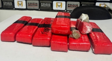 Motorista é preso por tráfico de drogas na MGC-432, em Patrocínio Motorista é preso por tráfico de drogas na MGC-432, em Patrocínio