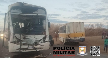 Rio Paranaíba – Acidente entre dois ônibus na BR-354 deixa várias pessoas feridas Rio Paranaíba – Acidente entre dois ônibus na BR-354 deixa várias pessoas feridas
