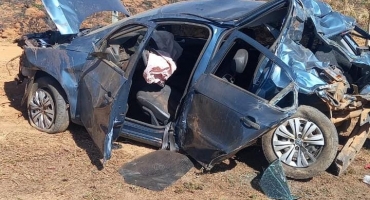 Duas motoristas ficaram feridas em acidentes no trevo de acesso à cidade de Carmo do Paranaíba na BR-354 Duas motoristas ficaram feridas em acidentes no trevo de acesso à cidade de Carmo do Paranaíba na BR-354