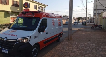 Carmo do Paranaíba – SAMU presta primeiros socorros a dois motociclistas que se envolveram em acidentes na cidade Carmo do Paranaíba – SAMU presta primeiros socorros a dois motociclistas que se envolveram em acidentes na cidade