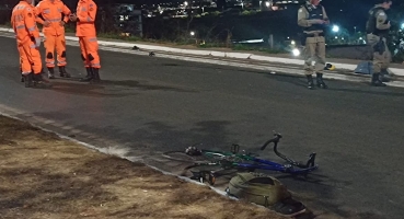 Ciclista de 18 anos que se envolveu em acidente na cidade de Patos de Minas morre no hospital e família decide por doação de órgãos Ciclista de 18 anos que se envolveu em acidente na cidade de Patos de Minas morre no hospital e família decide por doação de órgãos