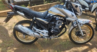 Patos de Minas - Jovem fica ferido após perder controle de motocicleta e cair na MGC-354 Patos de Minas - Jovem fica ferido após perder controle de motocicleta e cair na MGC-354