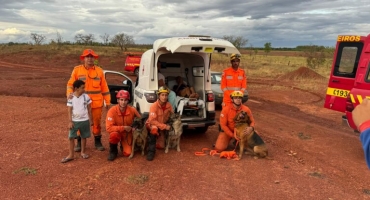 São Gonçalo do Abaeté - Corpo de Bombeiros localiza idoso que estava desaparecido desde domingo (20) São Gonçalo do Abaeté - Corpo de Bombeiros localiza idoso que estava desaparecido desde domingo (20)