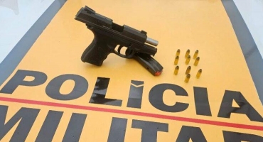 Patos de Minas - Motorista é preso por porte ilegal de arma de fogo na MGC 354 Patos de Minas - Motorista é preso por porte ilegal de arma de fogo na MGC 354