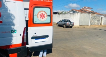 Motorista avança parada obrigatória e provoca acidente envolvendo veículo com bebê de dois meses; em Patos de Minas Motorista avança parada obrigatória e provoca acidente envolvendo veículo com bebê de dois meses; em Patos de Minas