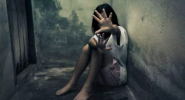 Criança de 11 anos pede ajuda na escola em Patos de Minas após sofrer abuso sexual praticado pelo padrasto Criança de 11 anos pede ajuda na escola em Patos de Minas após sofrer abuso sexual praticado pelo padrasto