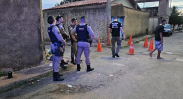 Jovem de 19 anos é morto a tiros no bairro Nossa Senhora Aparecida na cidade de Patos de Minas Jovem de 19 anos é morto a tiros no bairro Nossa Senhora Aparecida na cidade de Patos de Minas