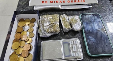 Vazante - Rapaz é preso na MGC-354 em Vazante por trafico de drogas Vazante - Rapaz é preso na MGC-354 em Vazante por trafico de drogas