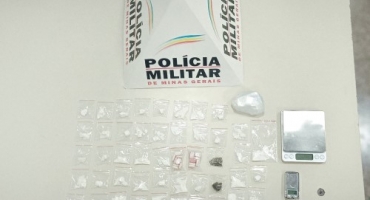 Lagoa Grande - Grande quantidade de drogas é apreendida em casa de traficante Lagoa Grande - Grande quantidade de drogas é apreendida em casa de traficante
