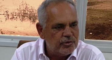 Prefeito de Lagoa Formosa anuncia pagamento de funcionários e fala sobre situação crítica da prefeitura; veja vídeo Prefeito de Lagoa Formosa anuncia pagamento de funcionários e fala sobre situação crítica da prefeitura; veja vídeo