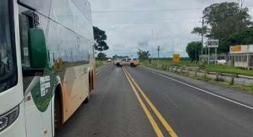 Policia Militar Rodoviária pede que motoristas aumentem a atenção com tempo chuvoso para evitar acidentes Policia Militar Rodoviária pede que motoristas aumentem a atenção com tempo chuvoso para evitar acidentes
