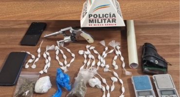 Polícia Militar de São Gotardo indivíduo autor por tráfico de drogas e posse de arma de fogo Polícia Militar de São Gotardo indivíduo autor por tráfico de drogas e posse de arma de fogo