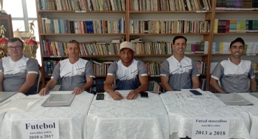 Prefeitura de Lagoa Formosa abre inscrições para as Escolinhas de Futebol de Campo, Vôlei e Futsal Prefeitura de Lagoa Formosa abre inscrições para as Escolinhas de Futebol de Campo, Vôlei e Futsal