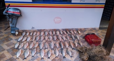 São Gonçalo do Abaeté - Polícia Militar prende homem e apreende 40 Kg de pescado ilegal São Gonçalo do Abaeté - Polícia Militar prende homem e apreende 40 Kg de pescado ilegal