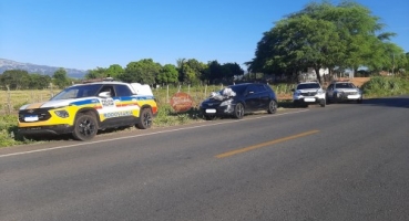 Polícia Militar Rodoviária de Mato Verde prende quatro autores de furtos em farmácias de Patrocínio e Patos de Minas Polícia Militar Rodoviária de Mato Verde prende quatro autores de furtos em farmácias de Patrocínio e Patos de Minas