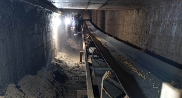 Coromandel - Auxiliar de produção cai de uma altura de 22 metros em elevador de grãos e fica gravemente ferido Coromandel - Auxiliar de produção cai de uma altura de 22 metros em elevador de grãos e fica gravemente ferido