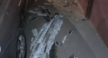Jovem agride mãe e irmã, desacata Policiais e é preso após tentativa de fuga em Patos de Minas Jovem agride mãe e irmã, desacata Policiais e é preso após tentativa de fuga em Patos de Minas