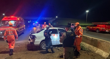 Jovem é esfaqueado na comunidade de Leal e morre, amigos que tentavam socorrê-lo sofrem grave acidente de carro