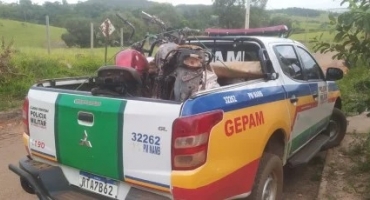 Polícia Militar recupera motocicleta furtada e prende suspeito no Distrito de Santa Maria; em Patos de Minas Polícia Militar recupera motocicleta furtada e prende suspeito no Distrito de Santa Maria; em Patos de Minas