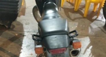 Homem é preso em Patos de Minas após consumir cocaína dentro de loja de conveniência na frente de clientes