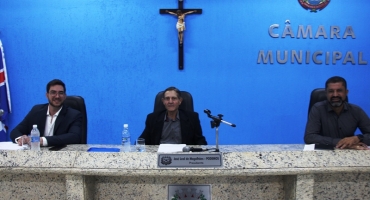 PL que proíbe execução de músicas com letras que façam apologia ao crime, uso de drogas, pornográficas e que utilizem linguajar obsceno nas escolas é aprovado na Câmara Municipal de Lagoa Formosa 